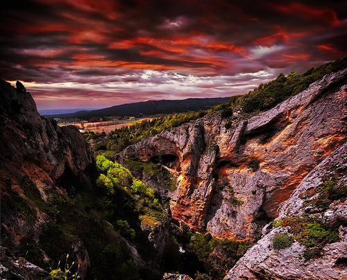 The Precipice (image by Jose Luis Mieza Ramos)